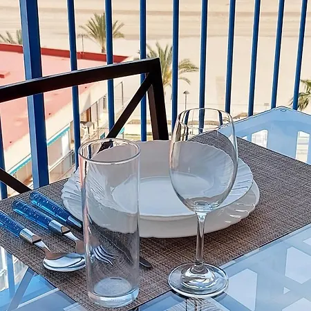 Vue Alicante: Exclusif Avec Piscine Apartment