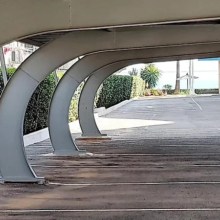 Vue Alicante: Exclusif Avec Piscine Apartment